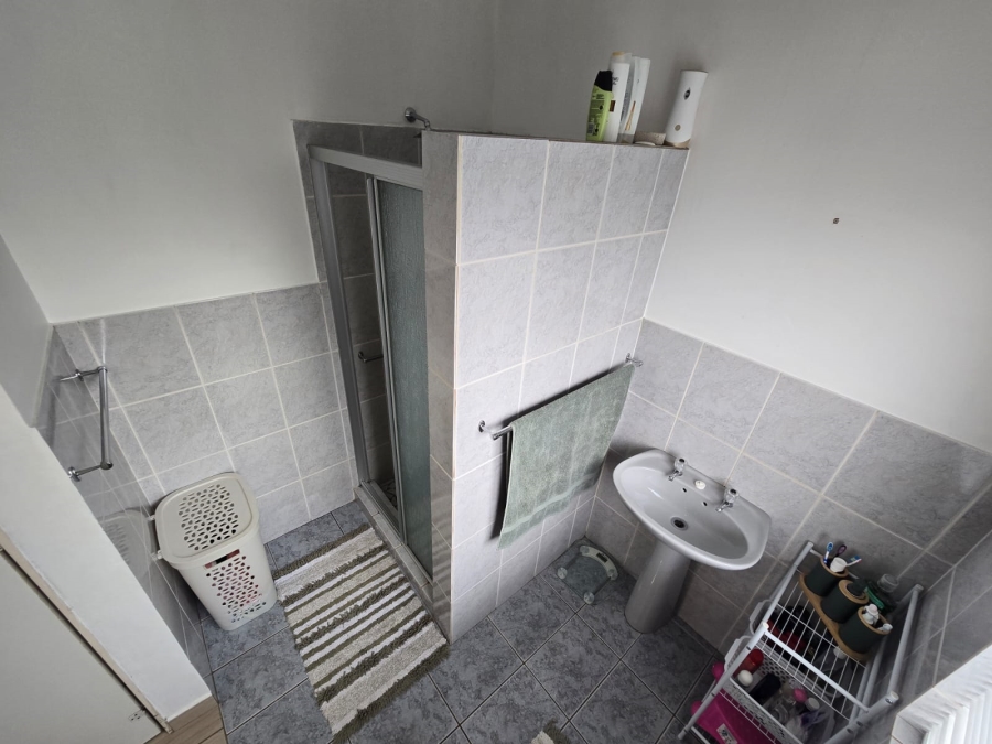 3 Bedroom Property for Sale in Helikonpark Gauteng