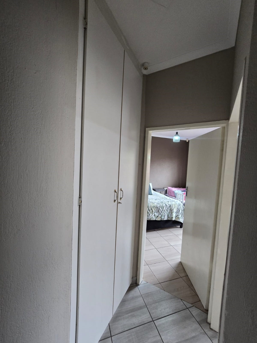 3 Bedroom Property for Sale in Helikonpark Gauteng