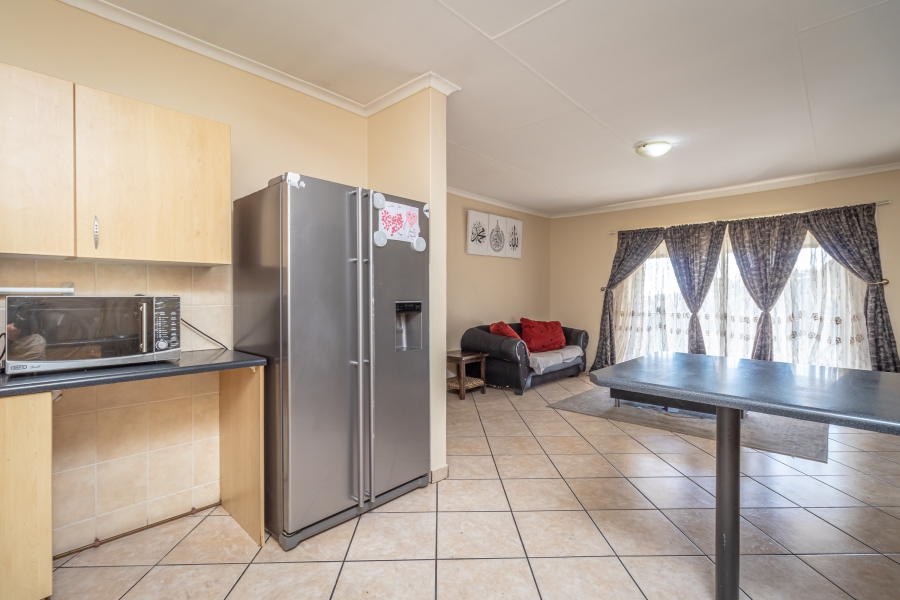 3 Bedroom Property for Sale in Rangeview Gauteng