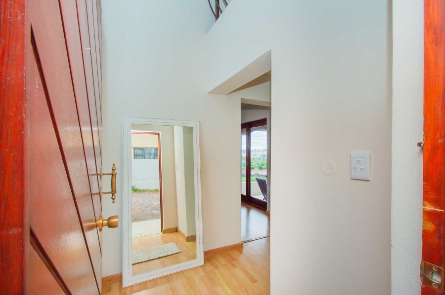 3 Bedroom Property for Sale in Allens Nek Gauteng