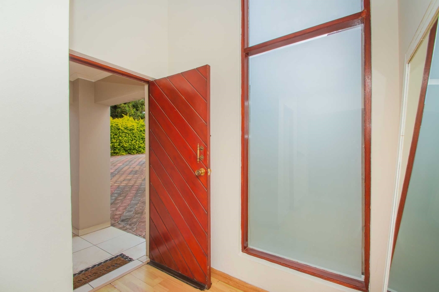 3 Bedroom Property for Sale in Allens Nek Gauteng