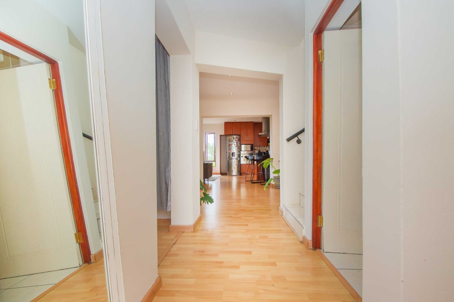 3 Bedroom Property for Sale in Allens Nek Gauteng