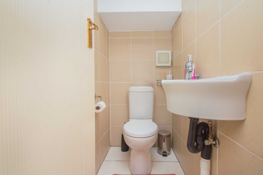 3 Bedroom Property for Sale in Allens Nek Gauteng