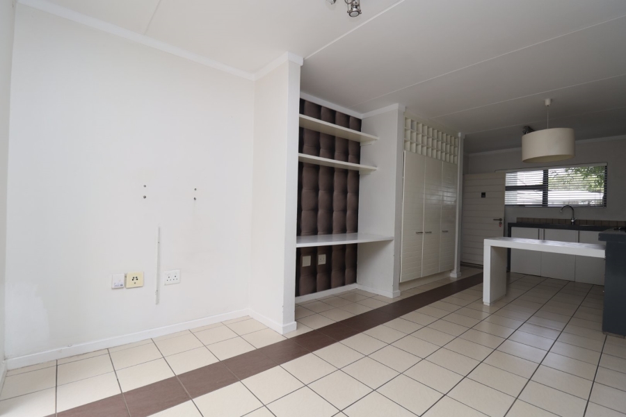 To Let 2 Bedroom Property for Rent in Dainfern Gauteng