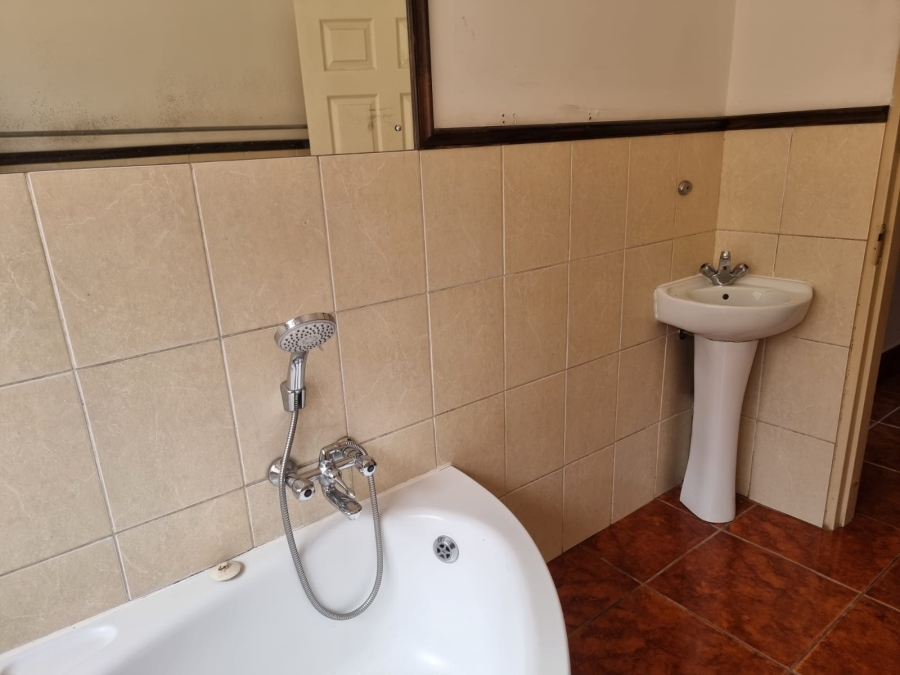 5 Bedroom Property for Sale in Roodepoort Central Gauteng