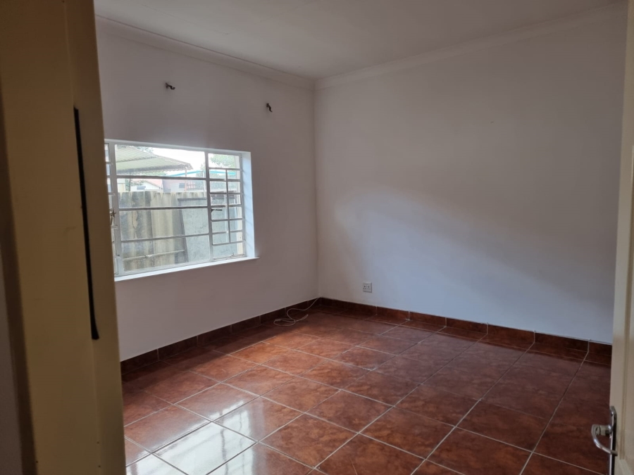 5 Bedroom Property for Sale in Roodepoort Central Gauteng