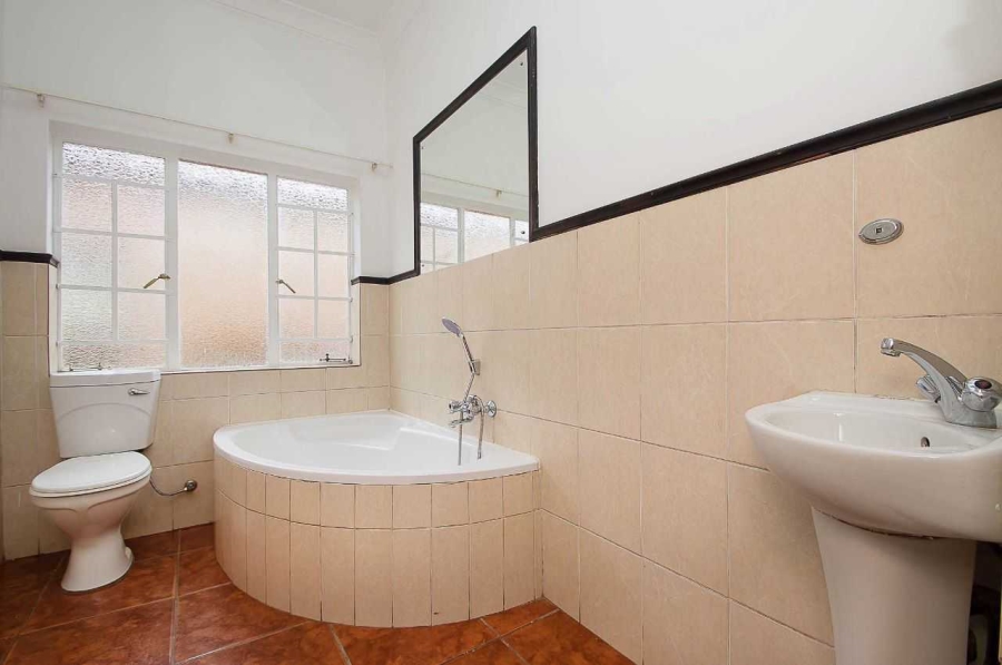 5 Bedroom Property for Sale in Roodepoort Central Gauteng