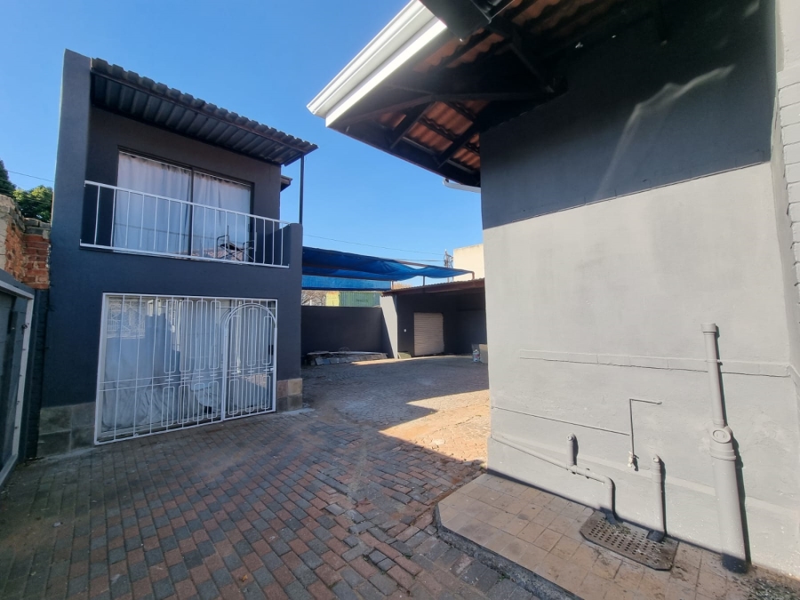 5 Bedroom Property for Sale in Roodepoort Central Gauteng