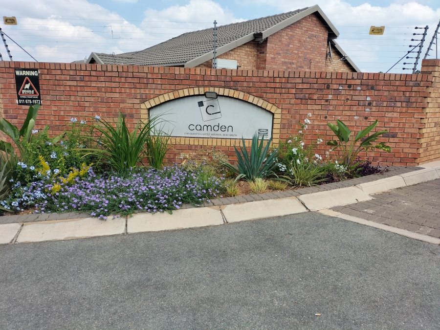 2 Bedroom Property for Sale in Bergbron Gauteng