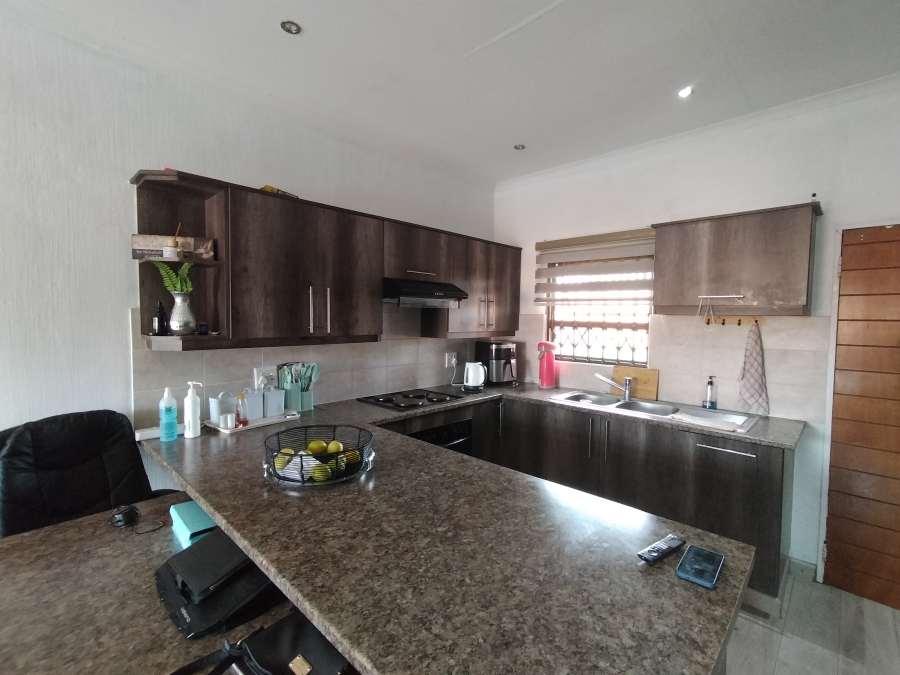 2 Bedroom Property for Sale in Bergbron Gauteng