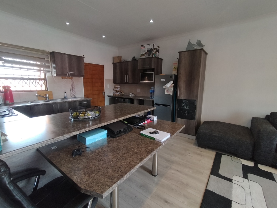 2 Bedroom Property for Sale in Bergbron Gauteng