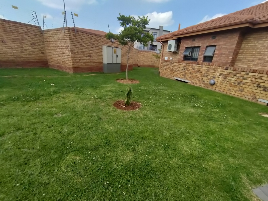 2 Bedroom Property for Sale in Bergbron Gauteng