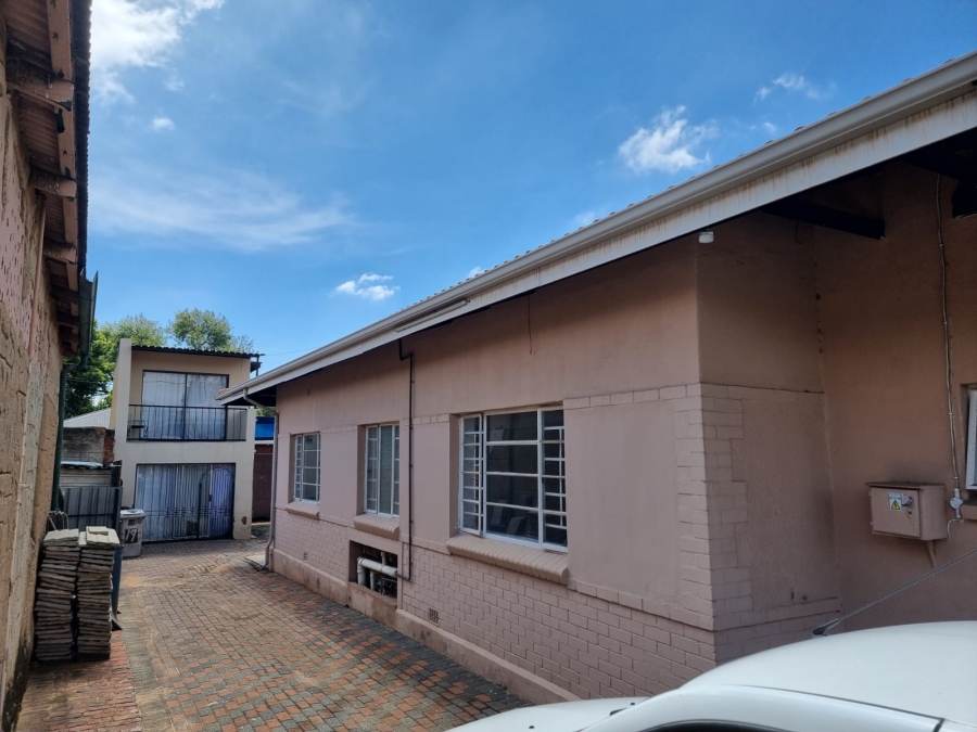 To Let 2 Bedroom Property for Rent in Roodepoort Central Gauteng