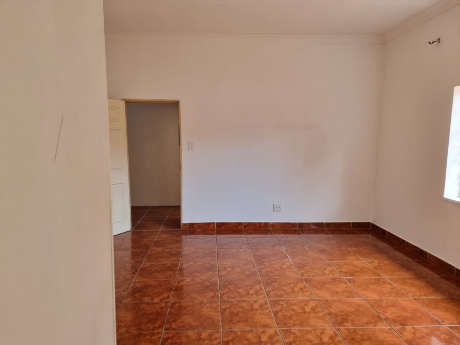 To Let 2 Bedroom Property for Rent in Roodepoort Central Gauteng