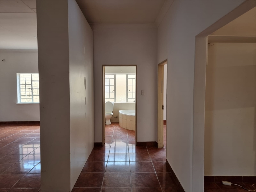 To Let 2 Bedroom Property for Rent in Roodepoort Central Gauteng