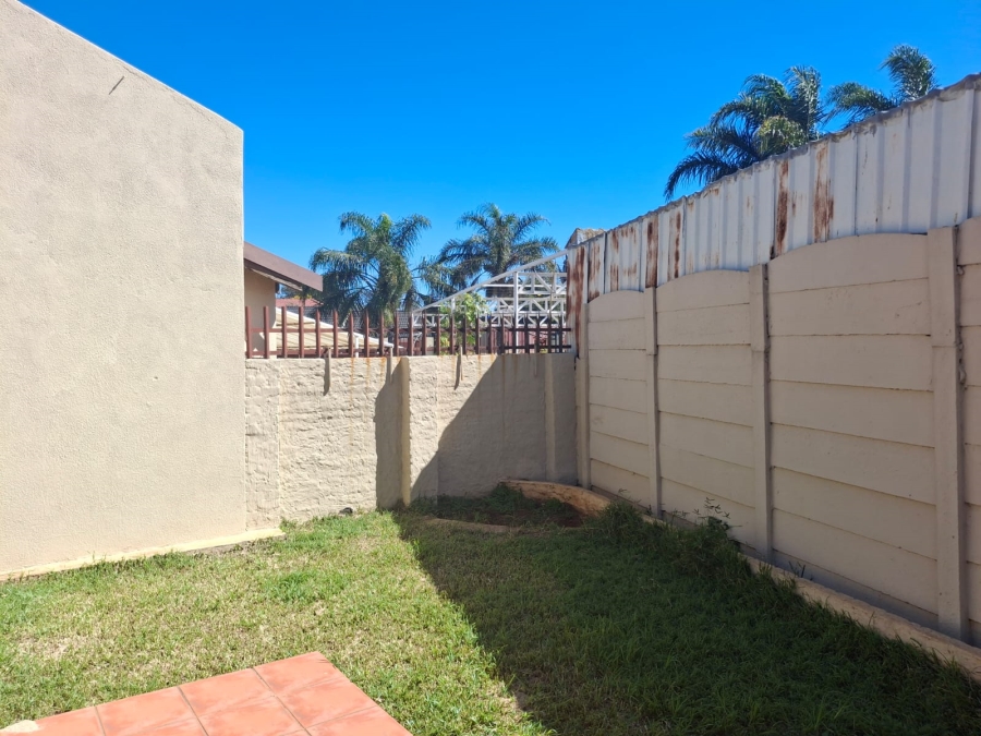 2 Bedroom Property for Sale in Greenhills Gauteng