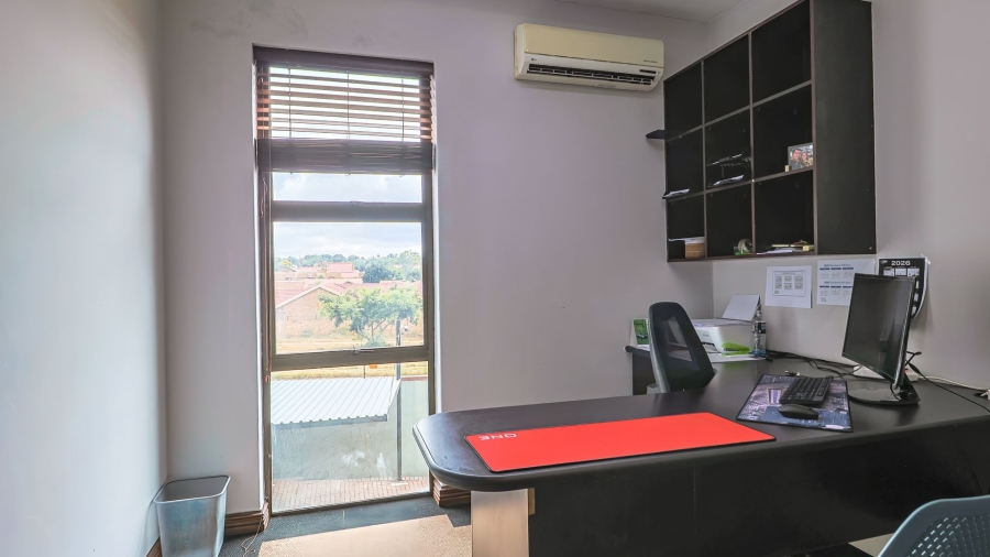 Commercial Property for Sale in Eldoraigne Gauteng