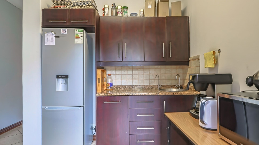 Commercial Property for Sale in Eldoraigne Gauteng