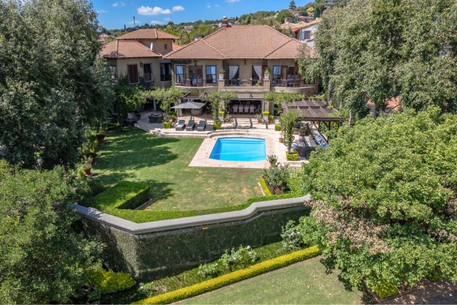 5 Bedroom Property for Sale in Waterkloof Ridge Gauteng