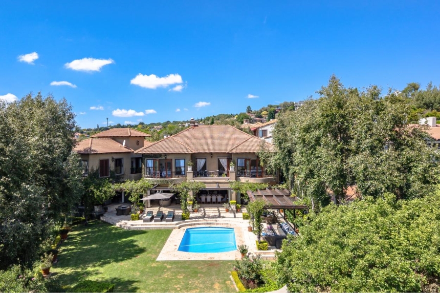 5 Bedroom Property for Sale in Waterkloof Ridge Gauteng