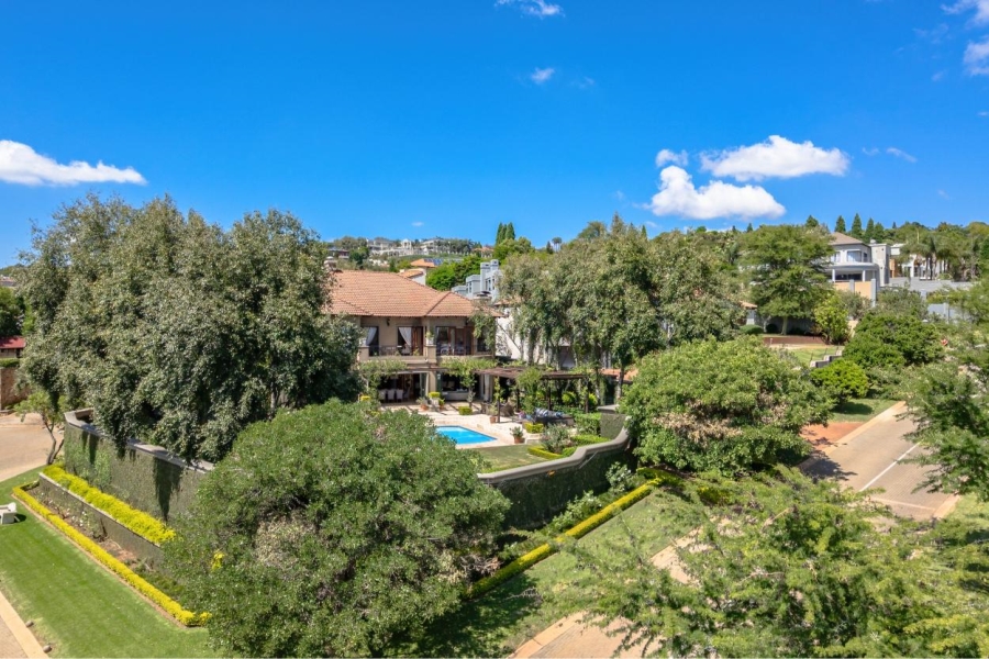 5 Bedroom Property for Sale in Waterkloof Ridge Gauteng