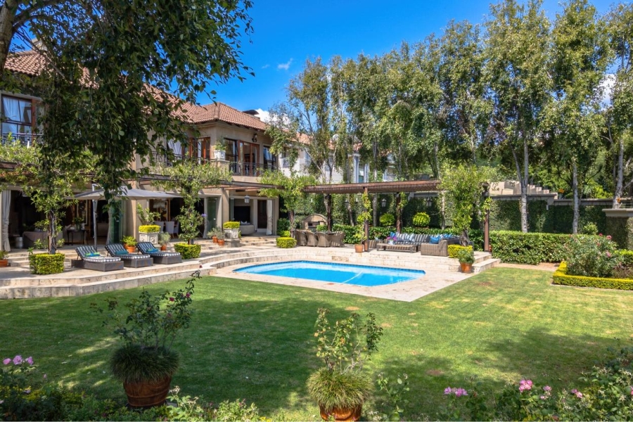 5 Bedroom Property for Sale in Waterkloof Ridge Gauteng
