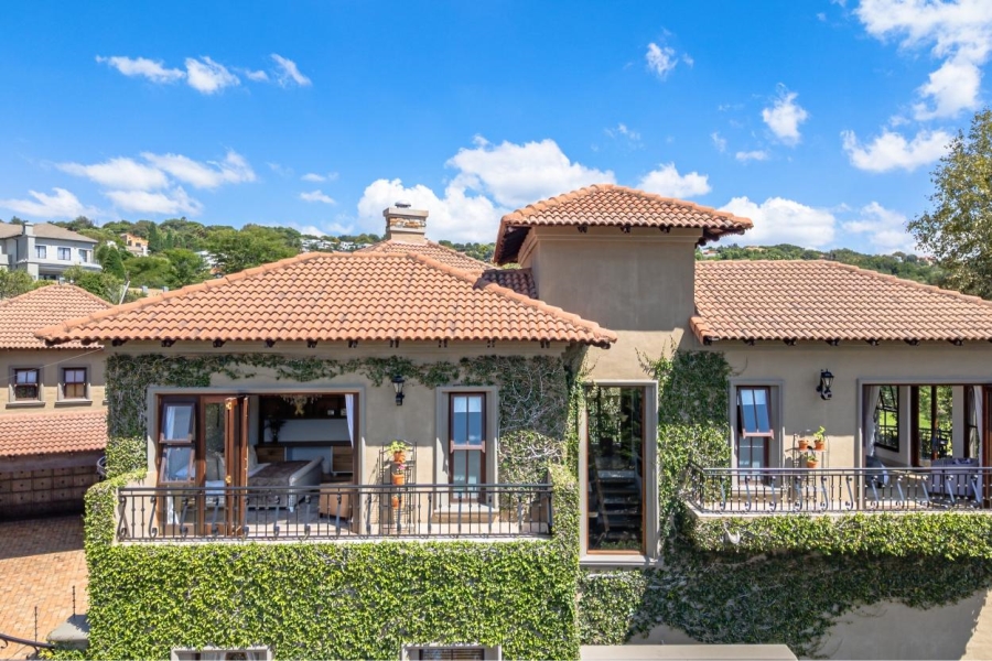 5 Bedroom Property for Sale in Waterkloof Ridge Gauteng