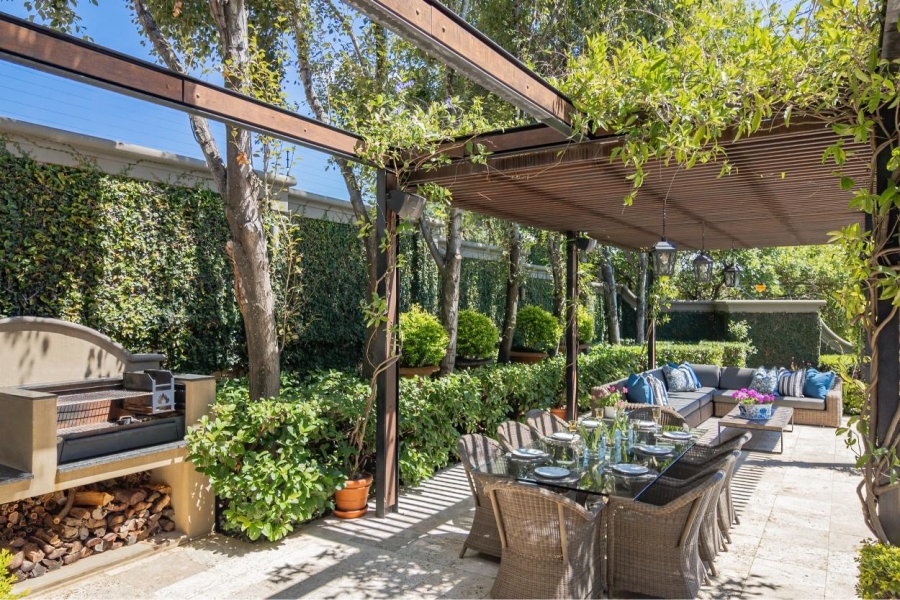 5 Bedroom Property for Sale in Waterkloof Ridge Gauteng