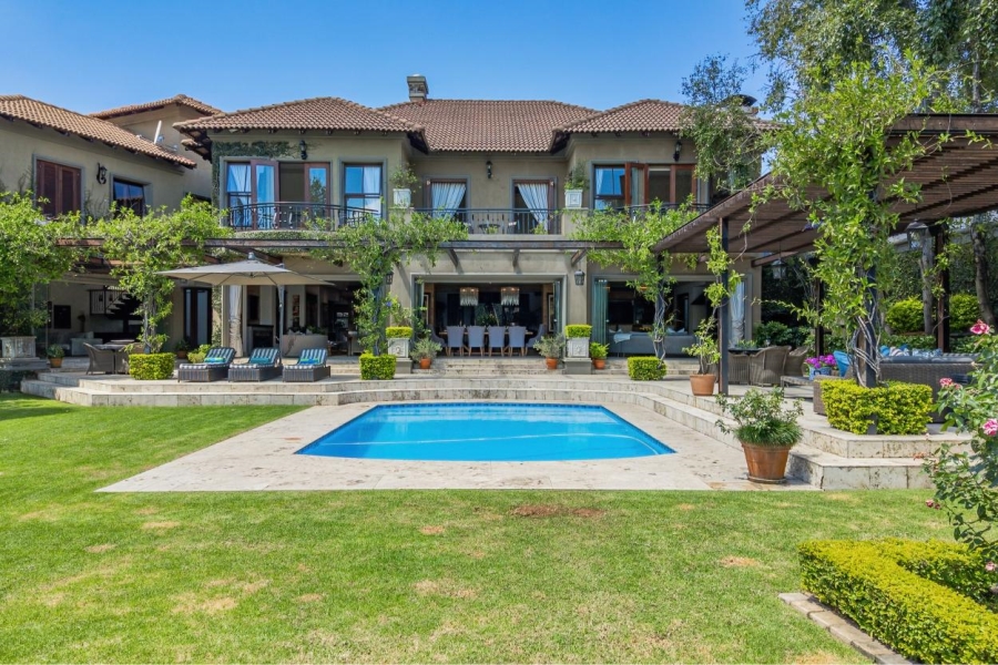 5 Bedroom Property for Sale in Waterkloof Ridge Gauteng