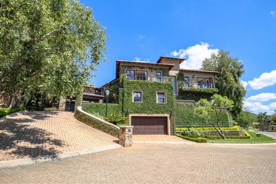 5 Bedroom Property for Sale in Waterkloof Ridge Gauteng