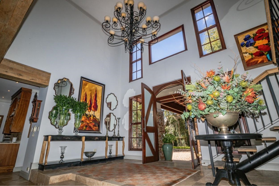 5 Bedroom Property for Sale in Waterkloof Ridge Gauteng