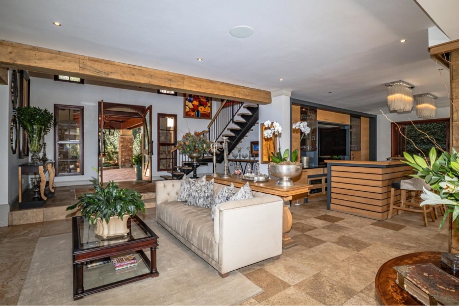 5 Bedroom Property for Sale in Waterkloof Ridge Gauteng