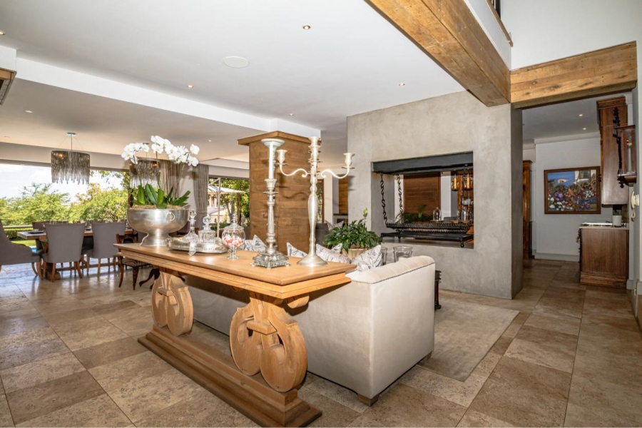 5 Bedroom Property for Sale in Waterkloof Ridge Gauteng