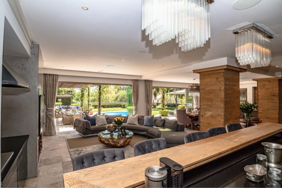 5 Bedroom Property for Sale in Waterkloof Ridge Gauteng