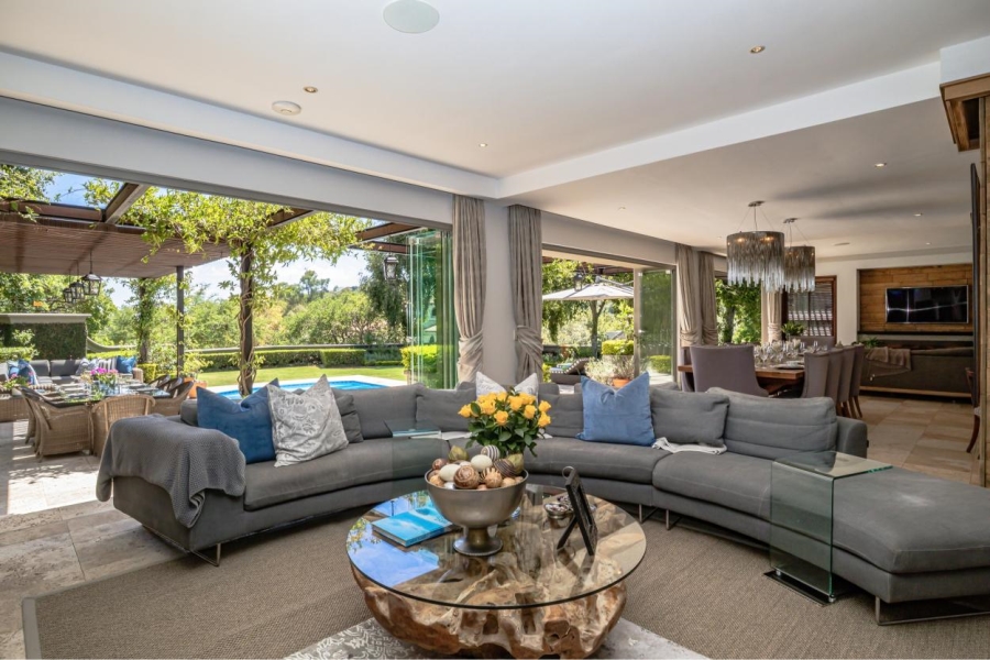 5 Bedroom Property for Sale in Waterkloof Ridge Gauteng