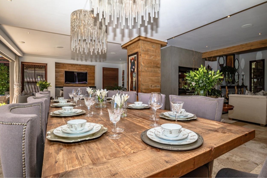 5 Bedroom Property for Sale in Waterkloof Ridge Gauteng