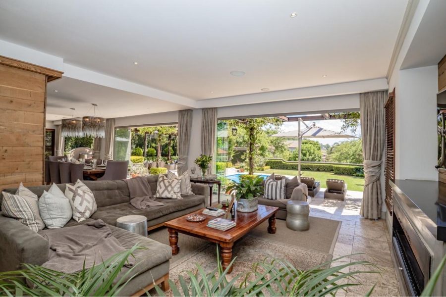 5 Bedroom Property for Sale in Waterkloof Ridge Gauteng