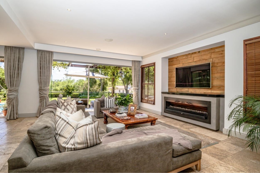 5 Bedroom Property for Sale in Waterkloof Ridge Gauteng