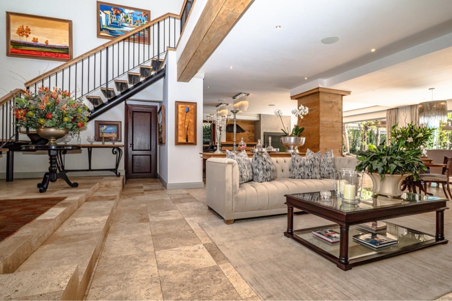 5 Bedroom Property for Sale in Waterkloof Ridge Gauteng