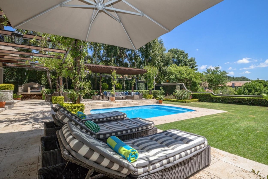 5 Bedroom Property for Sale in Waterkloof Ridge Gauteng