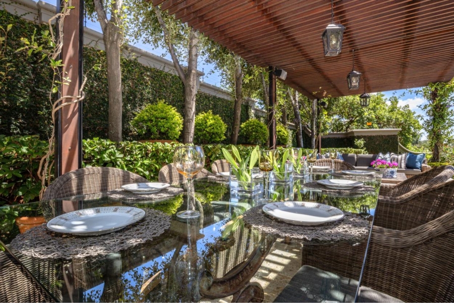 5 Bedroom Property for Sale in Waterkloof Ridge Gauteng