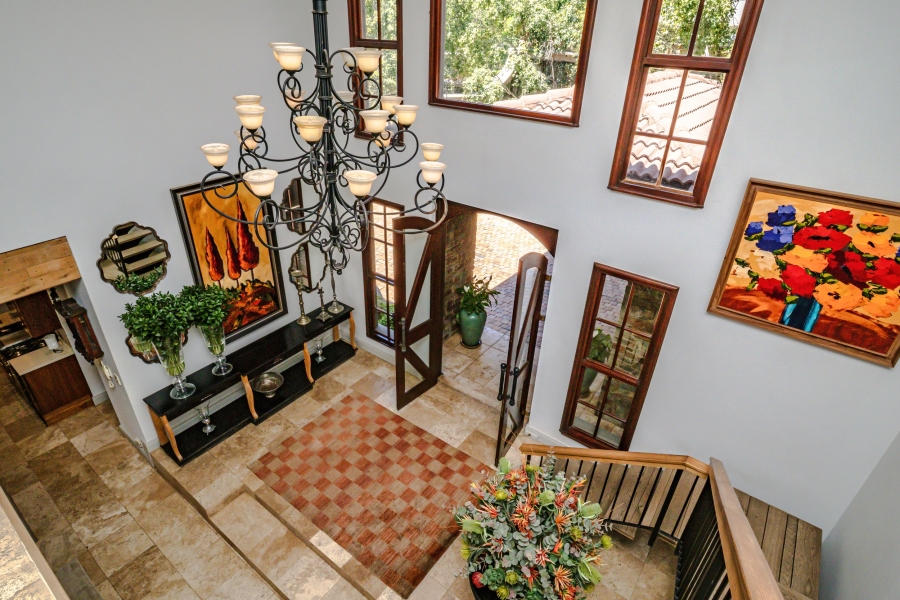 5 Bedroom Property for Sale in Waterkloof Ridge Gauteng