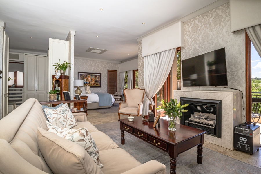 5 Bedroom Property for Sale in Waterkloof Ridge Gauteng