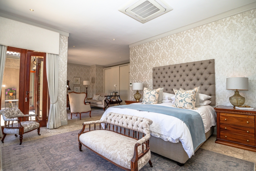 5 Bedroom Property for Sale in Waterkloof Ridge Gauteng