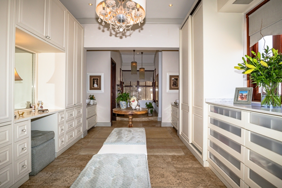 5 Bedroom Property for Sale in Waterkloof Ridge Gauteng