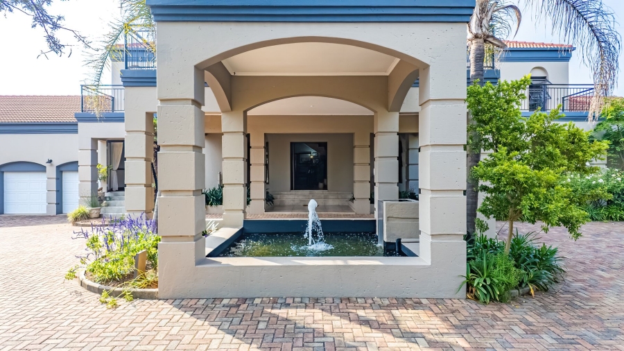 5 Bedroom Property for Sale in Cornwall Hill Gauteng