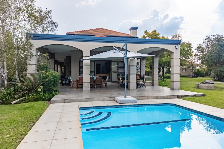 5 Bedroom Property for Sale in Cornwall Hill Gauteng