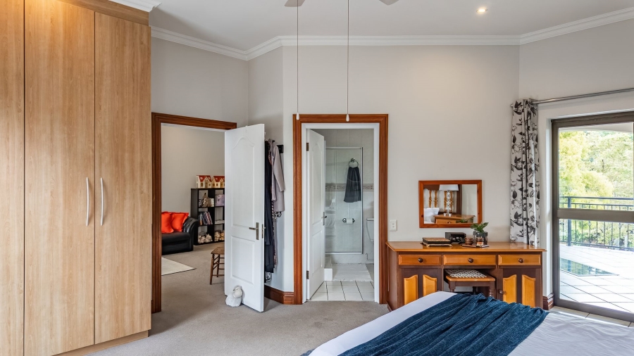 5 Bedroom Property for Sale in Cornwall Hill Gauteng