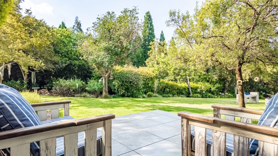 5 Bedroom Property for Sale in Cornwall Hill Gauteng