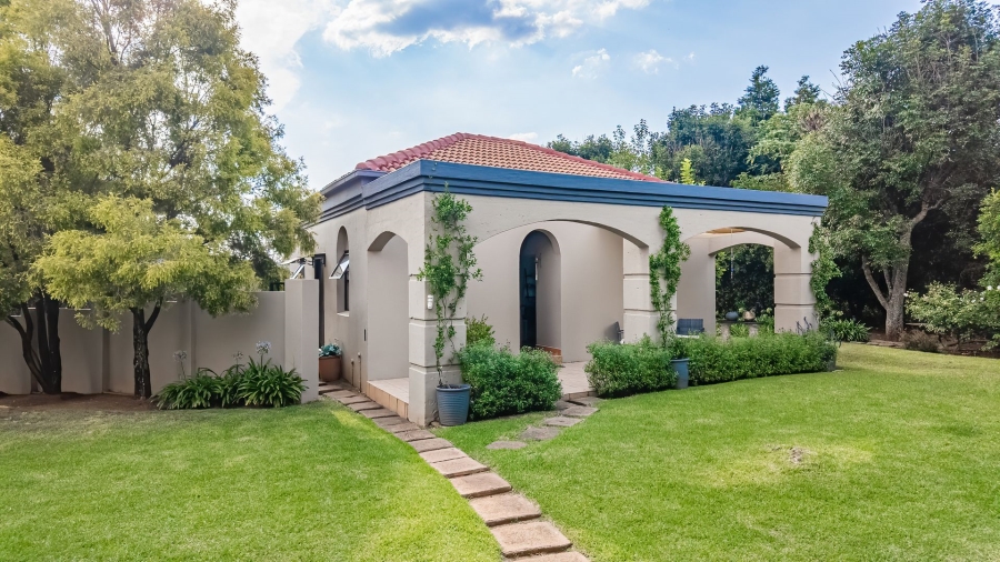 5 Bedroom Property for Sale in Cornwall Hill Gauteng